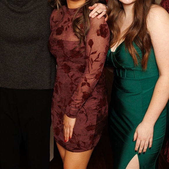 Lena Seranda Burgundy Floral Mesh Mock Neck Mini Dress Red - Size S - Picture 2 of 2